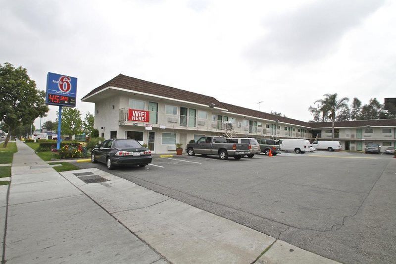 Motel 6 Ontario Airport Екстериор снимка